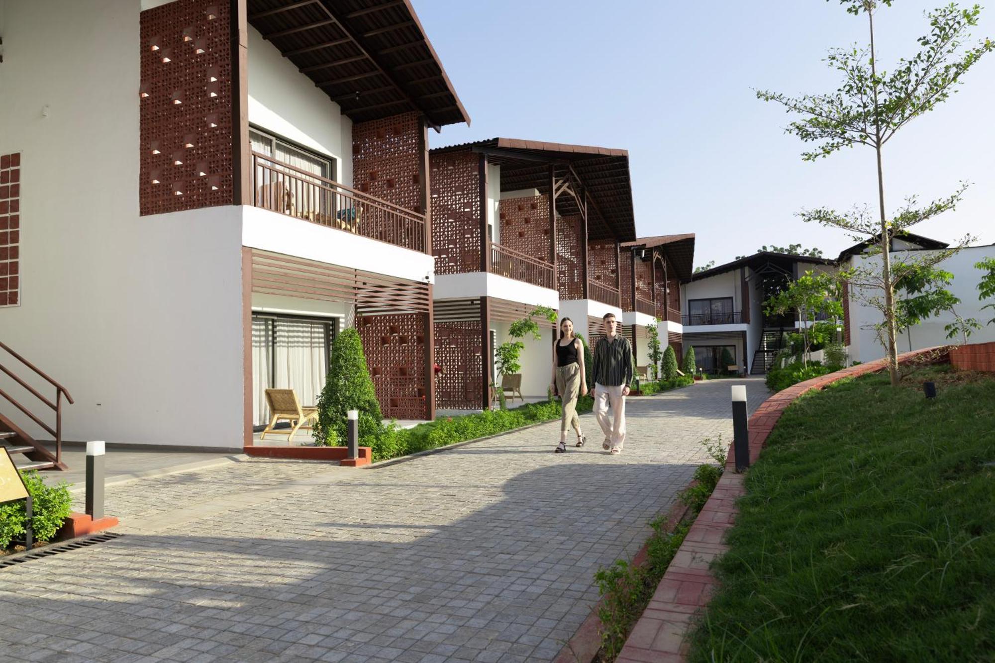 Evoke Dholavira Hotel ภายนอก รูปภาพ